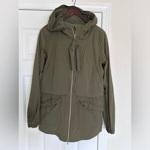 Lululemon Athletica Full Zip up Jacket - Women’s 4-6